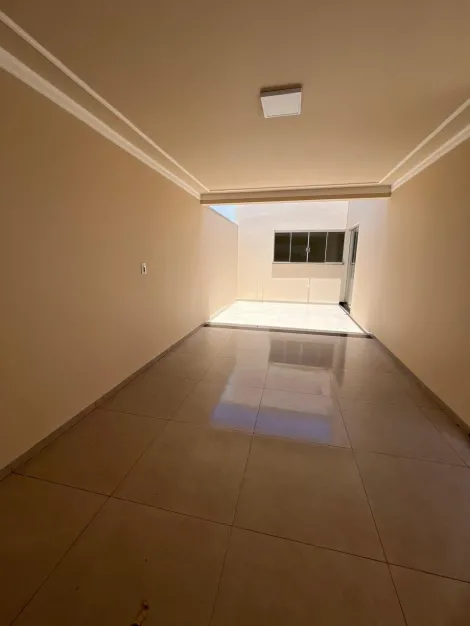 Alugar Residenciais / Casas em Santa Cruz do Rio Pardo R$ 1.450,00 - Foto 3