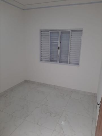 Alugar Residenciais / Casas em SANTA CRUZ DO RIO PARDO R$ 3.000,00 - Foto 16