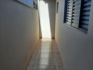 Alugar Residenciais / Casas em Santa Cruz do Rio Pardo R$ 1.450,00 - Foto 17