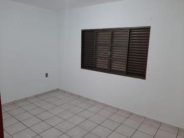 Alugar Residenciais / Casas em Santa Cruz do Rio Pardo R$ 1.450,00 - Foto 8