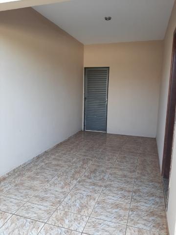 Alugar Residenciais / Casas em Santa Cruz do Rio Pardo R$ 1.450,00 - Foto 3