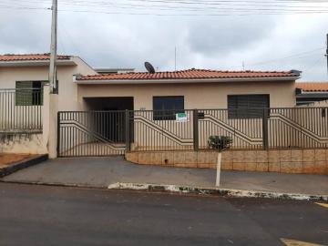 Residenciais / Casas em Santa Cruz do Rio Pardo Alugar por R$1.450,00