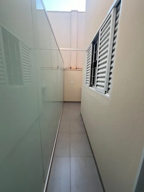 Alugar Residenciais / Kitnet em Santa Cruz do Rio Pardo R$ 950,00 - Foto 6