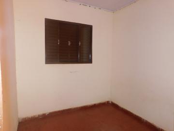 Alugar Residenciais / Casas em Santa Cruz do Rio Pardo R$ 600,00 - Foto 7