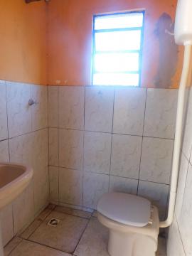 Alugar Residenciais / Casas em Santa Cruz do Rio Pardo R$ 600,00 - Foto 20