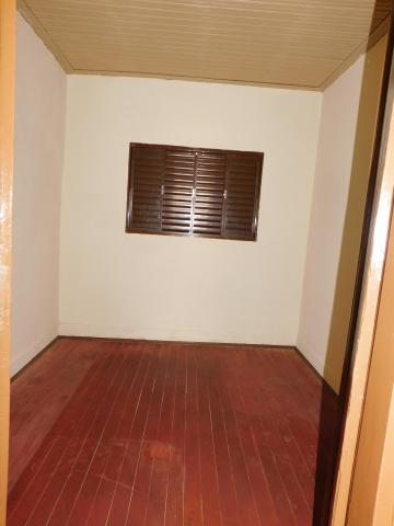 Alugar Residenciais / Casas em Santa Cruz do Rio Pardo R$ 900,00 - Foto 28