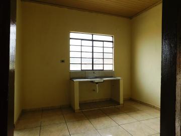 Alugar Residenciais / Casas em Santa Cruz do Rio Pardo R$ 900,00 - Foto 29