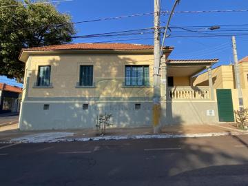 Alugar Residenciais / Casas em Santa Cruz do Rio Pardo R$ 1.500,00 - Foto 8