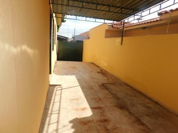 Alugar Residenciais / Casas em Santa Cruz do Rio Pardo R$ 1.500,00 - Foto 26