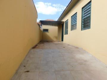 Alugar Residenciais / Casas em Santa Cruz do Rio Pardo R$ 1.500,00 - Foto 27