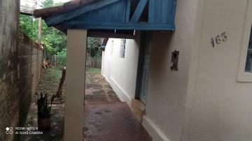 Alugar Residenciais / Casas em Santa Cruz do Rio Pardo R$ 550,00 - Foto 4