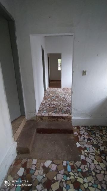 Alugar Residenciais / Casas em Santa Cruz do Rio Pardo R$ 550,00 - Foto 19