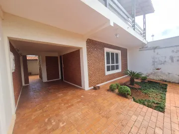 Alugar Residenciais / Casas em Santa Cruz do Rio Pardo R$ 1.490,00 - Foto 3