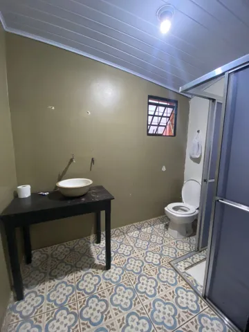 Alugar Residenciais / Casas em Santa Cruz do Rio Pardo R$ 1.300,00 - Foto 11