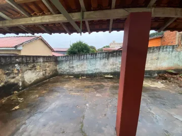 Alugar Residenciais / Casas em Santa Cruz do Rio Pardo R$ 1.300,00 - Foto 13