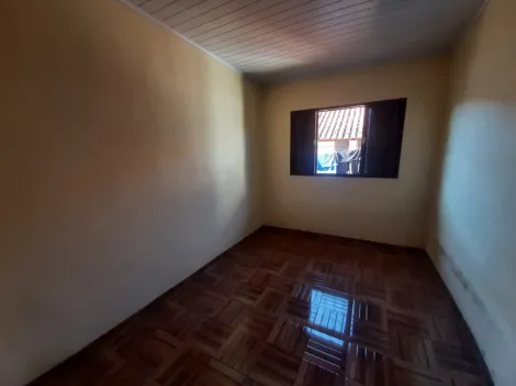 Alugar Residenciais / Casas em Santa Cruz do Rio Pardo R$ 750,00 - Foto 5