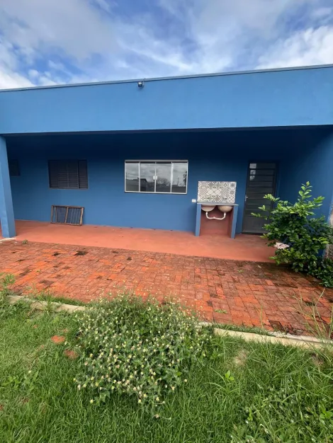 Alugar Residenciais / Casas em Santa Cruz do Rio Pardo R$ 850,00 - Foto 3