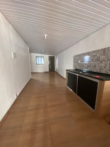 Alugar Residenciais / Casas em Santa Cruz do Rio Pardo R$ 1.000,00 - Foto 3