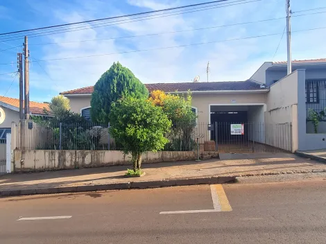 Residenciais / Casas em Santa Cruz do Rio Pardo , Comprar por R$350.000,00