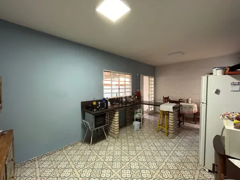 Comprar Residenciais / Casas em Santa Cruz do Rio Pardo R$ 600.000,00 - Foto 12