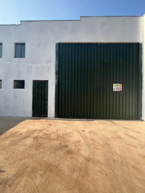 Alugar Comerciais / Galpão em Santa Cruz do Rio Pardo. apenas R$ 3.300,00