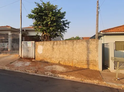 Terrenos / Lote em Santa Cruz do Rio Pardo , Comprar por R$160.000,00