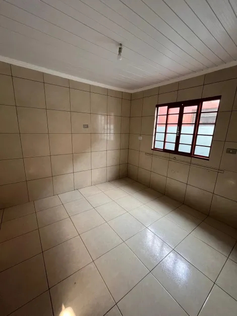 Alugar Residenciais / Casas em Santa Cruz do Rio Pardo R$ 1.550,00 - Foto 13