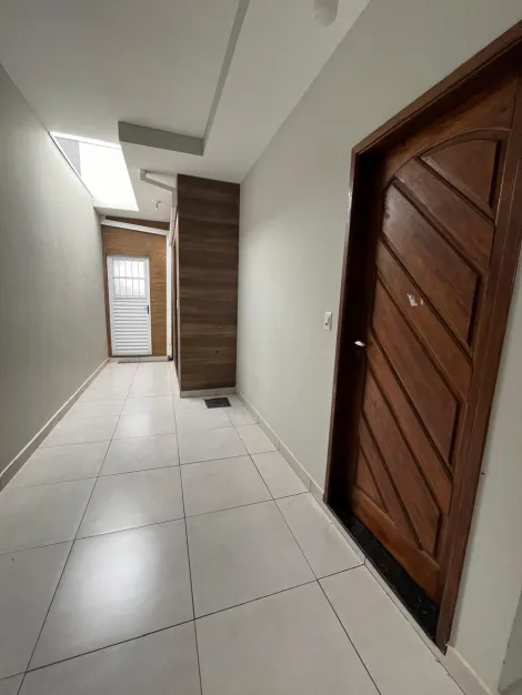 Alugar Residenciais / Casas em Santa Cruz do Rio Pardo R$ 1.400,00 - Foto 4