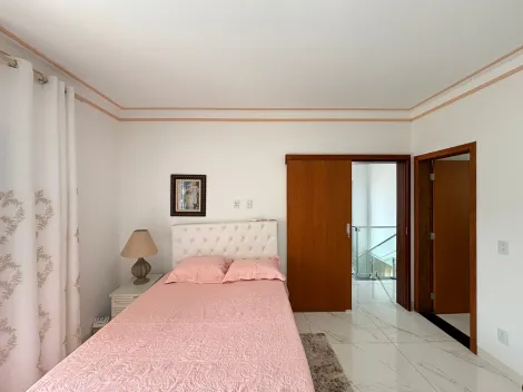 Comprar Residenciais / Casas em Santa Cruz do Rio Pardo R$ 850.000,00 - Foto 4