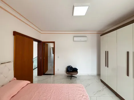 Comprar Residenciais / Casas em Santa Cruz do Rio Pardo R$ 850.000,00 - Foto 6