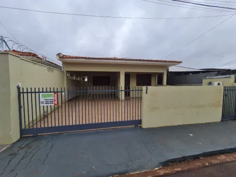 Residenciais / Casas em Santa Cruz do Rio Pardo 