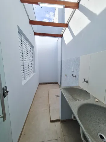 Comprar Residenciais / Casas em Santa Cruz do Rio Pardo R$ 350.000,00 - Foto 11