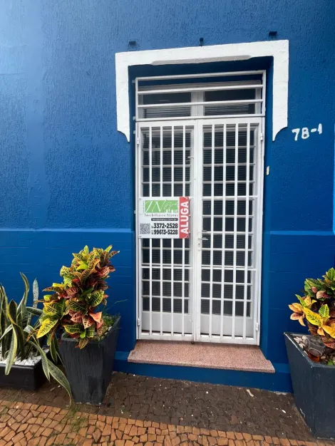 Alugar Comerciais / Galpão em Santa Cruz do Rio Pardo. apenas R$ 850,00