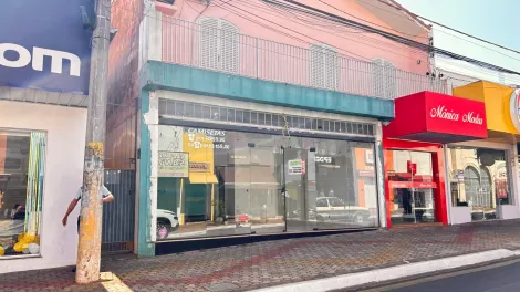 Alugar Comerciais / Galpão em Santa Cruz do Rio Pardo R$ 5.500,00 - Foto 2