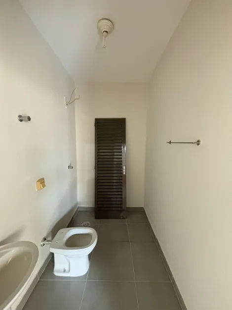 Alugar Residenciais / Casas em Santa Cruz do Rio Pardo R$ 2.300,00 - Foto 25