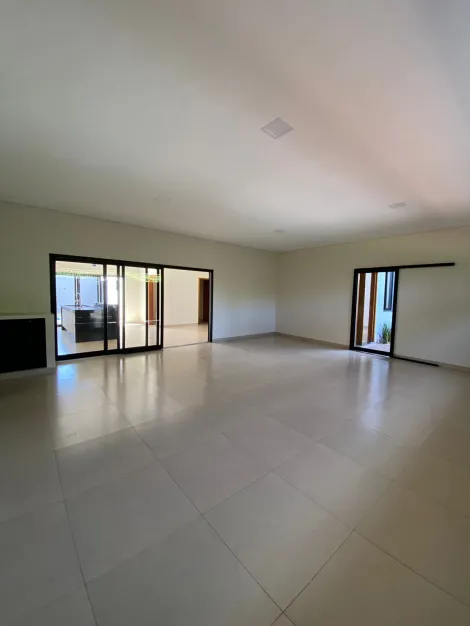 Comprar Residenciais / Casas em Santa Cruz do Rio Pardo R$ 950.000,00 - Foto 5