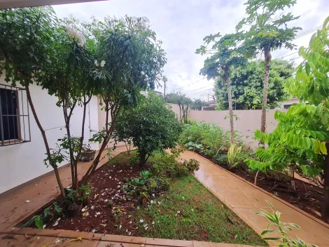 Comprar Residenciais / Casas em Santa Cruz do Rio Pardo R$ 790.000,00 - Foto 6