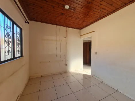 Comprar Residenciais / Casas em Santa Cruz do Rio Pardo R$ 250.000,00 - Foto 6