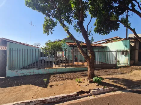 Comprar Residenciais / Casas em Santa Cruz do Rio Pardo R$ 320.000,00 - Foto 3