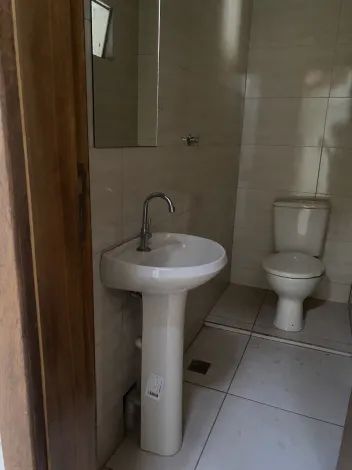 Alugar Residenciais / Casas em Santa Cruz do Rio Pardo R$ 1.500,00 - Foto 8